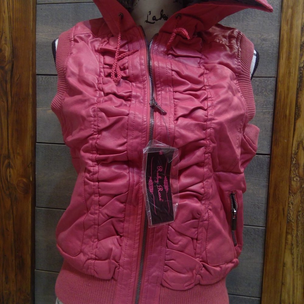 Ruby Rose Vegan Leather Vest M Pink Faux Fur Lined Hood Zip Pockets Chic Jacket